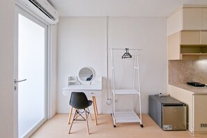 Standard Studio - Cozy Stay Studio At Sudimara Forestwalk Apartment (South Tangerang)