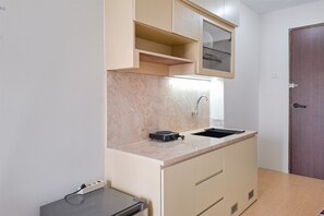 Standard Studio | Private kitchen - Cozy Stay Studio At Sudimara Forestwalk Apartment (South Tangerang)