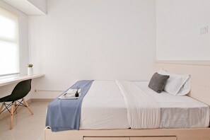 Standard Studio - Cozy Living Studio Room At Serpong Garden Apartment (Cisauk)
