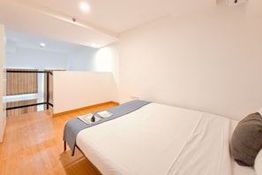 Standard Studio - Cozy Stay Studio Loft At Kingland Avenue Apartment (South Tangerang)