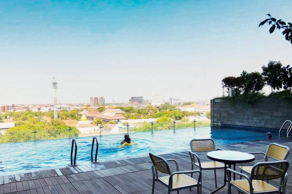 Modern Studio With Strategic Location At Tamansari Papilio Apartment