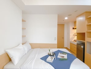 Room - Studio Furnished At Pollux Chadstone Apartment (Cikarang)