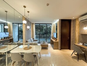 In-room dining - Tranquil And Modern Haven 2Br At The Rosebay Apartment (Surabaya)
