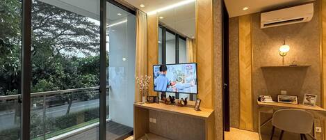 Standard Apartment | Living area