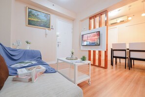 Standard Apartment | Living area
