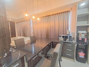 Standaard appartement | Dineren op de kamer