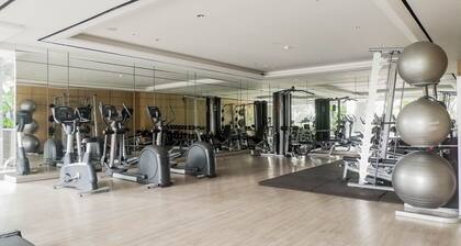 Warm 3Br Direct Access To Mall La Riz Supermall Mansion Apartment