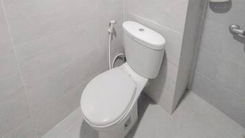 Standard Apartment | Bathroom