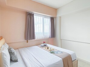 Standard Apartment - Comfort And Tidy 2Br With Extra Room Apartment Meikarta (Cikarang)