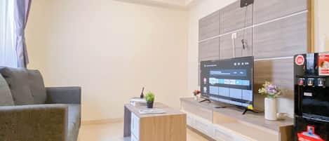 Standard Apartment | Living area