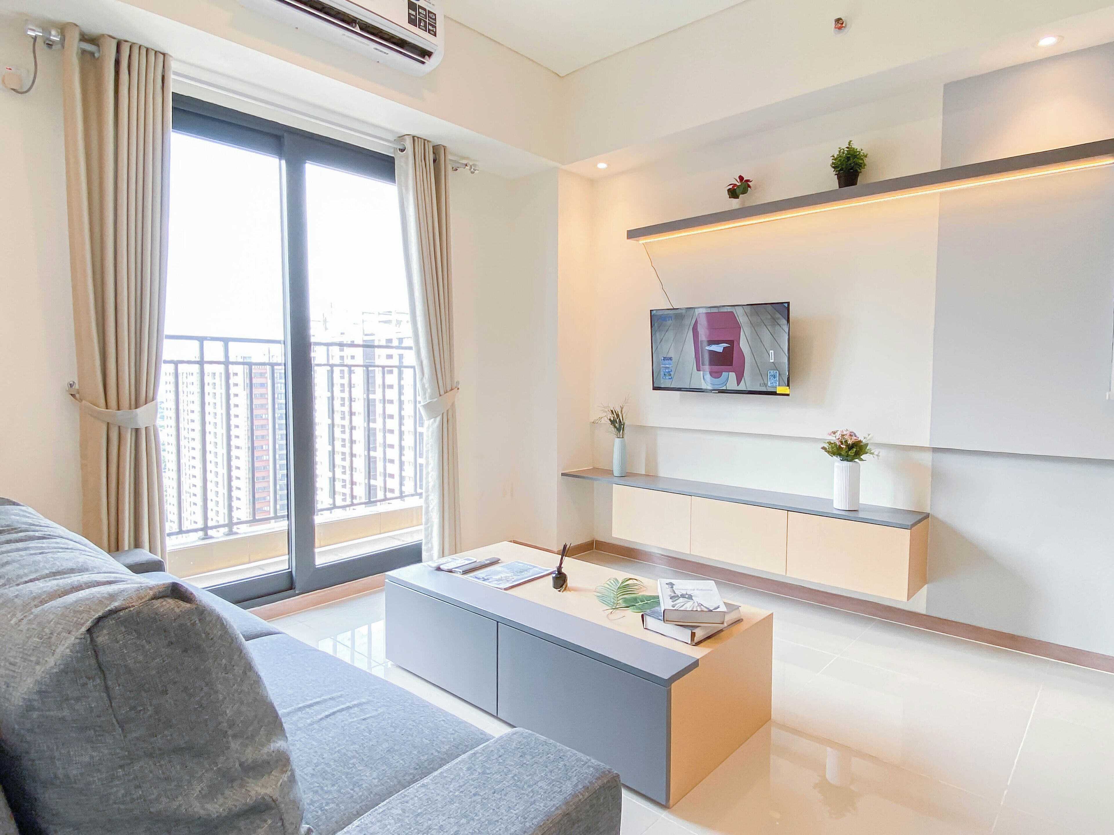 Standard Apartment | Living area