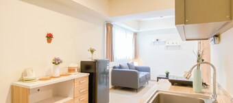 Simple Look 2Br Apartment Meikarta