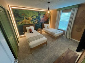 8 chambres, fer et planche à repasser, Wi-Fi, draps fournis