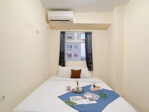 Standard Apartment | Bathroom