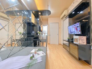 Standard Apartment | Living area