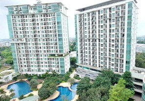Exterior - Studio Apartment Near Kalibata Station At Woodland Park Residence (Jakarta)