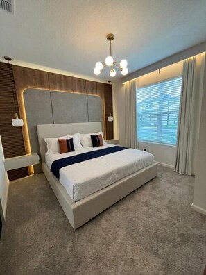 4 Schlafzimmer, Bügeleisen/Bügelbrett, WLAN, Bettwäsche