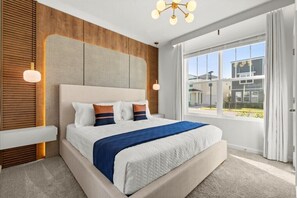 4 makuuhuonetta, silitysrauta/-lauta, Wi-Fi, vuodevaatteet