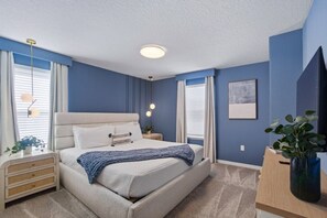 7 bedrooms, iron/ironing board, WiFi, bed sheets