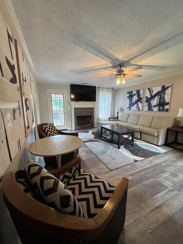 Cozy 5BR / 2.5BA- Brick Home in Olive Branch