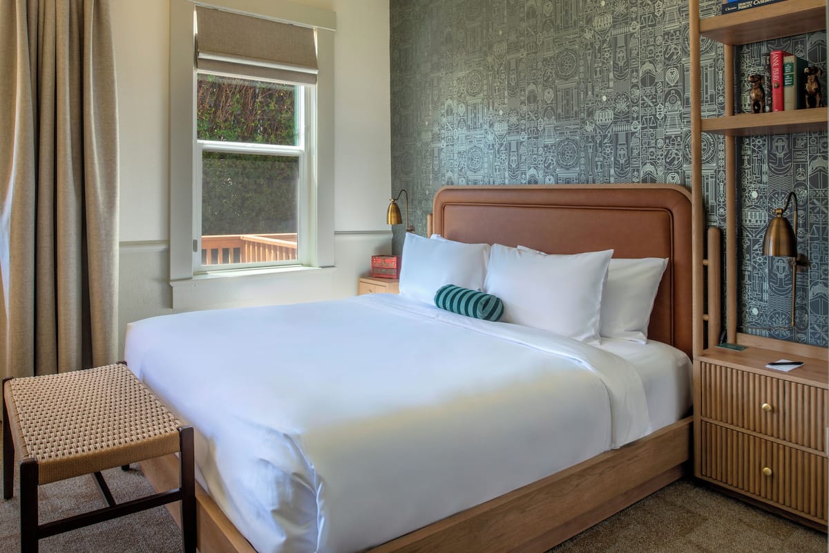 Studio, 1 giường cỡ king, sân hiên, quang cảnh vườn | Bộ trải giường bằng vải cotton Ai Cập, bộ đồ giường cao cấp 