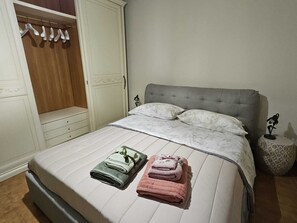 3 bedrooms, bed sheets - Cozy family home with terraces on the river, surrounded by greenery (Antrodoco)