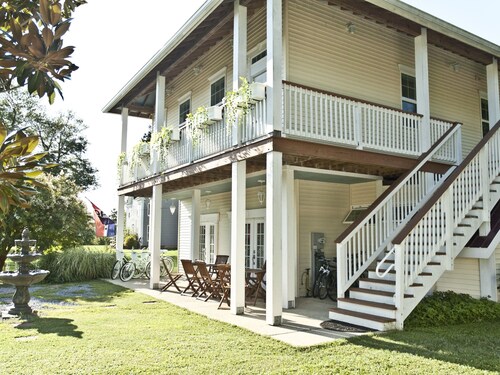 Haven Point Inn and Gallery