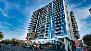 Unclassified image, 2 of 28, button - Cosy Retreat - 2BR Apt with Pool, Gym, Steam&Sauna (Adelaide)