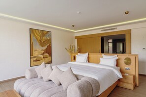 In-room safe, blackout drapes, soundproofing, free WiFi