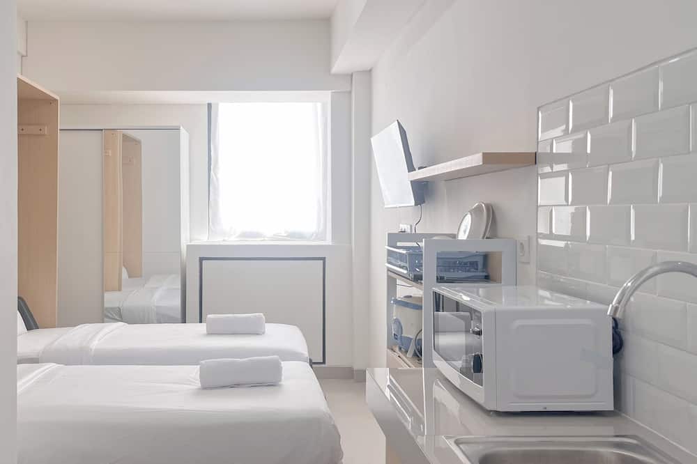 Pleasant Studio (No Kitchen) At Bandaraya - Tallasa City Makassar Apartment