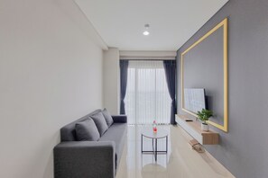 Standard Apartment - Well Furnished 1Br At Patraland Amarta Apartment (Ngaglik)