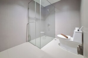 Standard Apartment | Bathroom - Well Furnished 1Br At Patraland Amarta Apartment (Ngaglik)