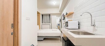 Standard Studio (No Kitchen) At Bandaraya - Tallasa City Makassar Apartment