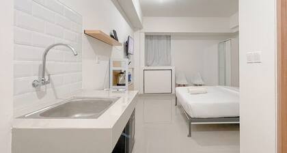 Minimalist Studio (No Kitchen) Near Unhas Bandaraya - Tallasa City Makassar Apartment