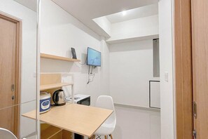 Interior - Affordable Studio (No Kitchen) Near Unhas Bandaraya - Tallasa City Makassar Apartment (Makassar)