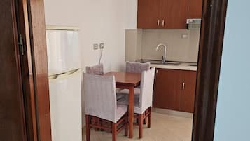 Iron/ironing board