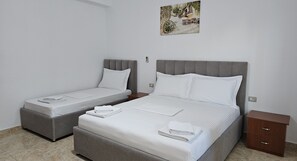 Iron/ironing board