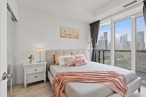 2 bedrooms, desk, iron/ironing board, free WiFi