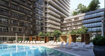 Trendy Resorts-Style Condo + Pool + Gym + Parking!
