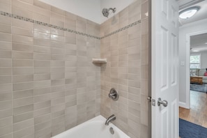 Shower, towels, shampoo