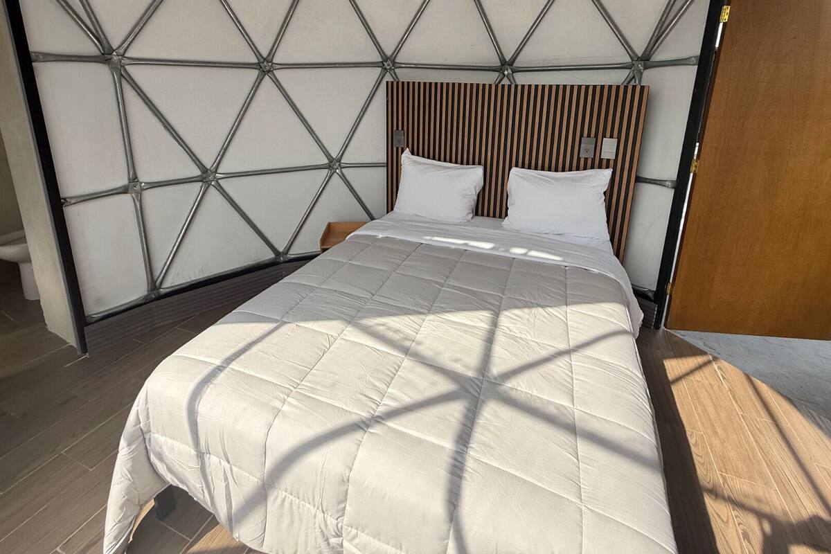 Comfort Tent, City View | Free WiFi