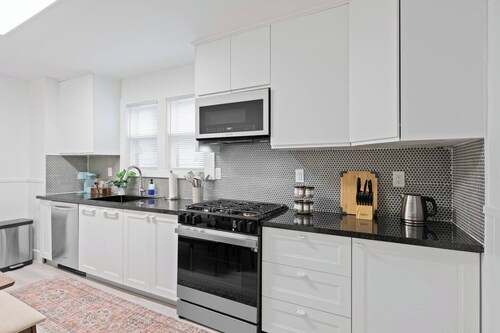 15m to NY/ Cozy Relaxing Home, 15m to NY/ Cozy Relaxing Home