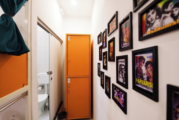 Free WiFi - Urban Stays (Mumbai)