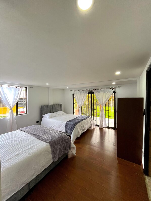 3 bedrooms, WiFi, bed sheets