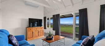 The Cottage - Rotorua Holiday Farmstay