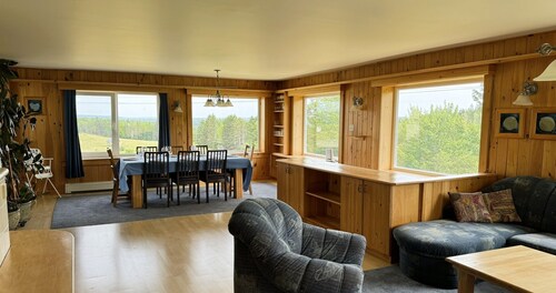 Hillside Breeze – Spacious 4BR Home on Cabot Trail next to Baddeck
