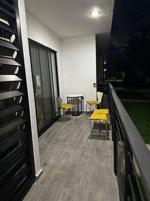 Terrace/patio - First Floor*Coto*Pool*AC*TV*WiFi*10 min to Bucerías* (Aldea Hortus)