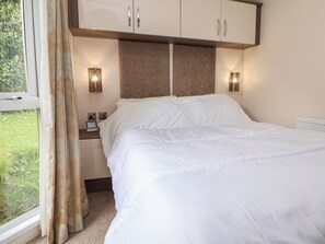 2 slaapkamers, individueel gedecoreerd, individueel gemeubileerd