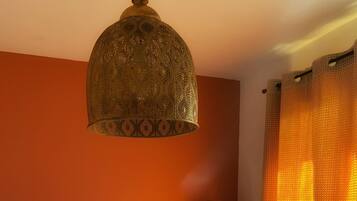 1 chambre, Wi-Fi gratuit, draps fournis