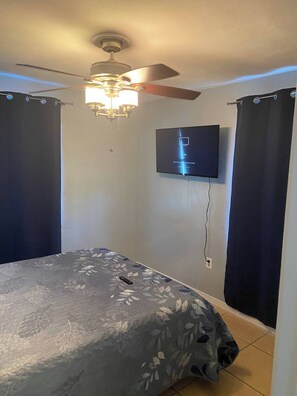 3 Schlafzimmer, Bügeleisen/Bügelbrett, WLAN, Bettwäsche